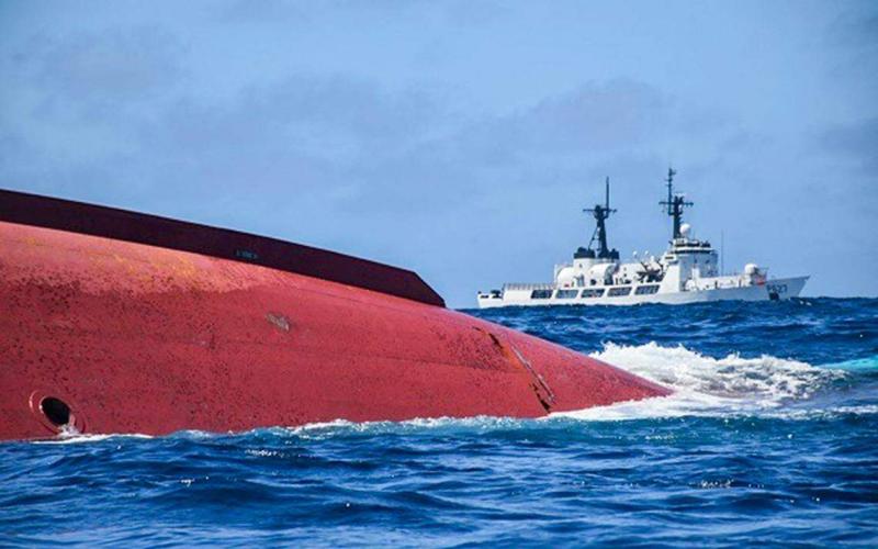 斯里兰卡海军在中国倾覆渔船中找到14具尸体