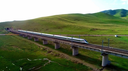 青藏铁路拉萨车务段多举措保障西藏暑运期间旅客运输工作