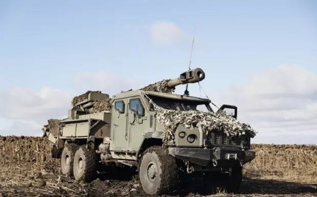 丹麦为乌克兰购买18辆2S22自行榴弹炮增强打击能力 给予坚定支持