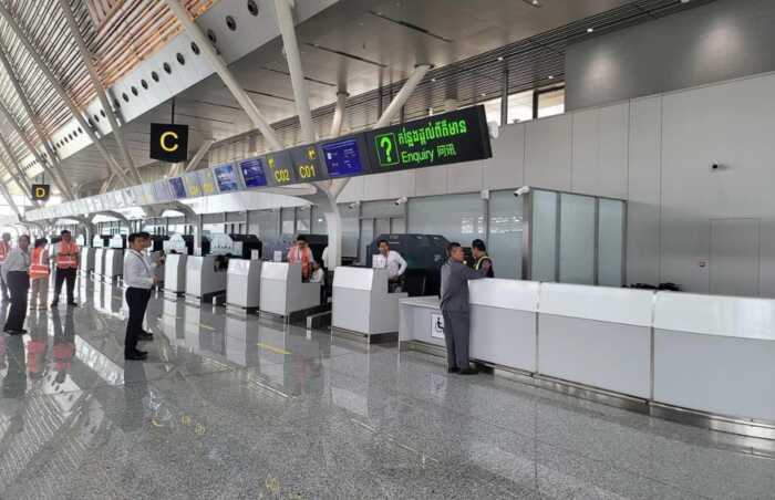 暹粒新机场雇佣365名柬埔寨人