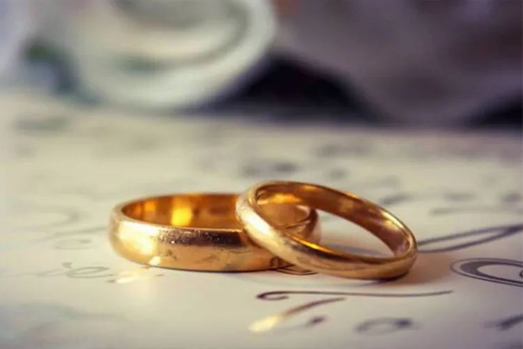 老当益壮？91岁的阿联酋老人与43岁的外籍女子结婚
